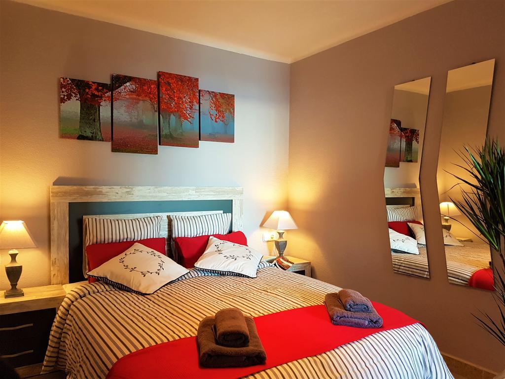 Marina Port & Beach-Apartment Masnou Bagian luar foto