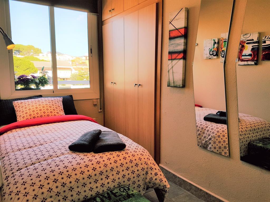 Marina Port & Beach-Apartment Masnou Bagian luar foto