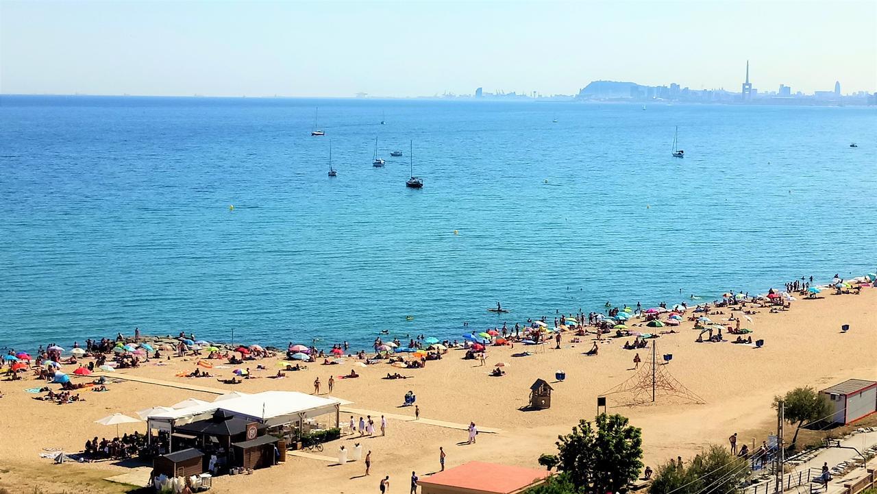 Marina Port & Beach-Apartment Masnou Bagian luar foto